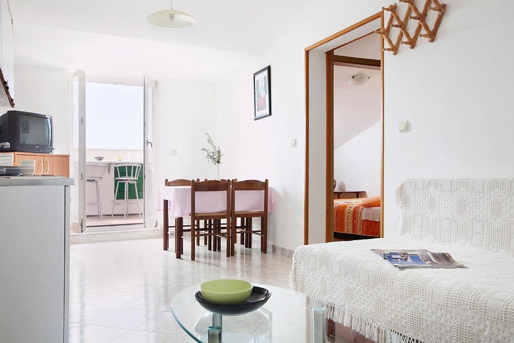 Apartments Eugen 2024 ราบัซ ภายนอก รูปภาพ